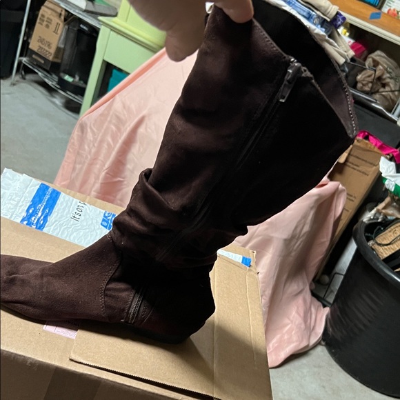 LOWER EAST SIDE Dark Brown Heeled Boots - Picture 1 of 3
